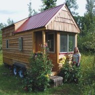 Long journey to a small space: Reflections on building a very tiny house